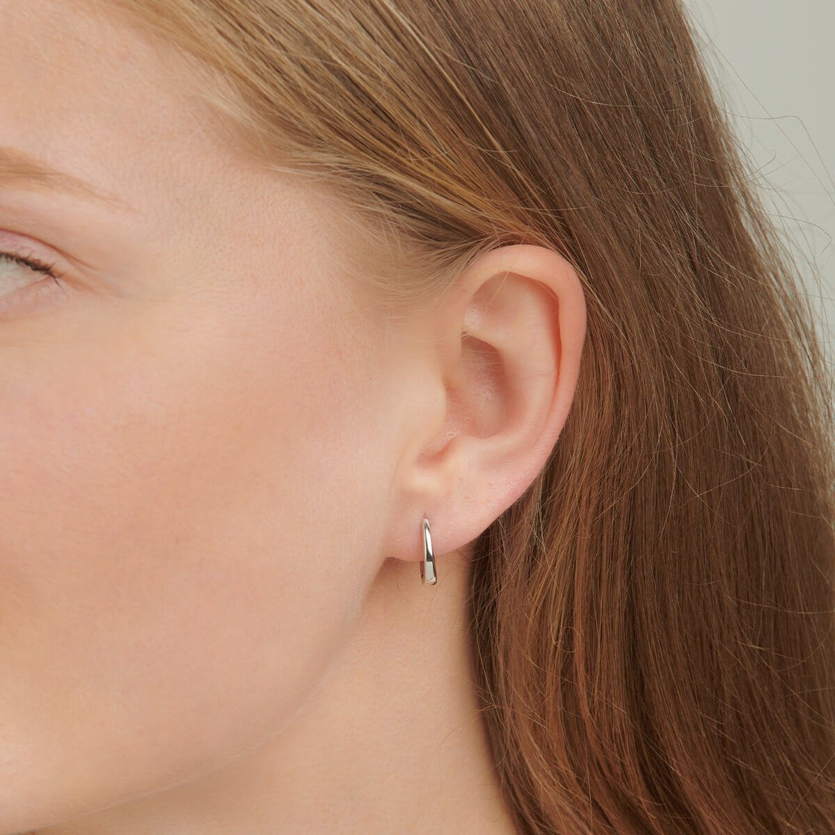 Tiny white outlet gold earrings