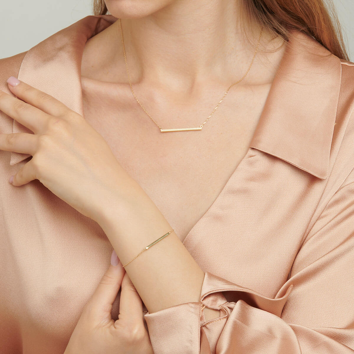 Solid rose gold 2025 bar necklace