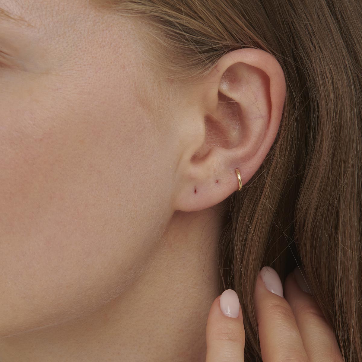 How to Pick the Perfect Hoop Earring Sizes  Monica Vinader
